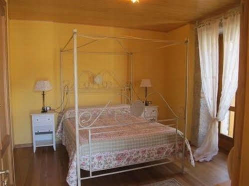 ホテル Casa Rosalia ロビオス エクステリア 写真